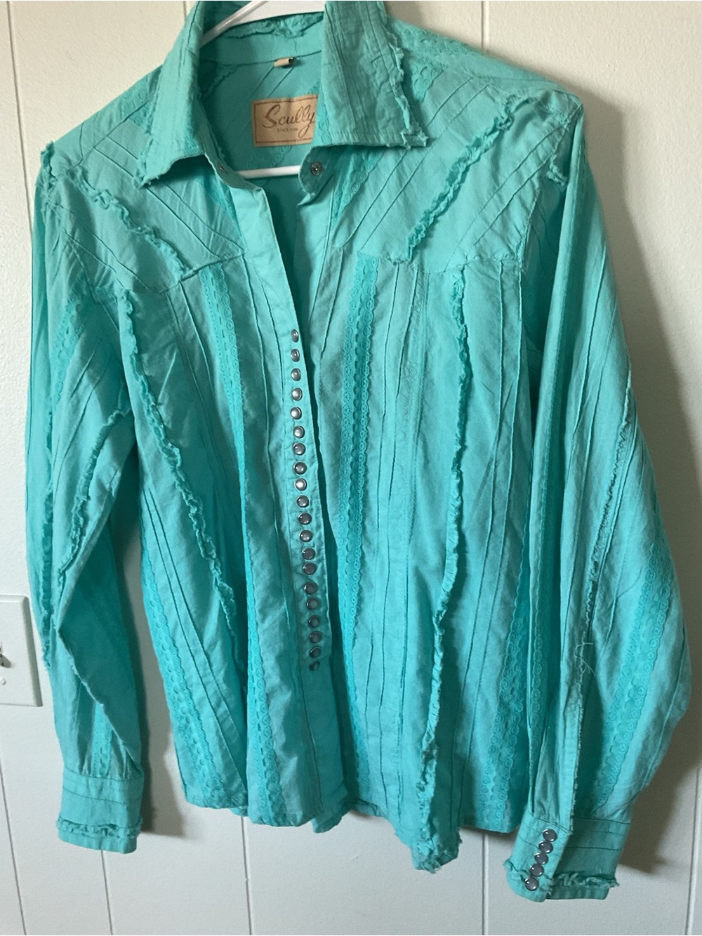 Scully Turquoise Lace-Trim Western Shirt. Snap button up.